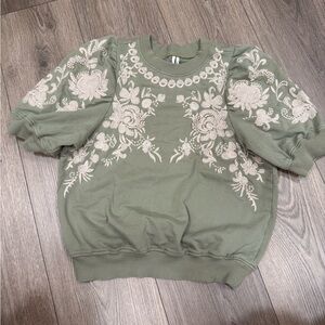 Anthropologie Green Floral Embroidered Short Sleeve Sweatshirt XS